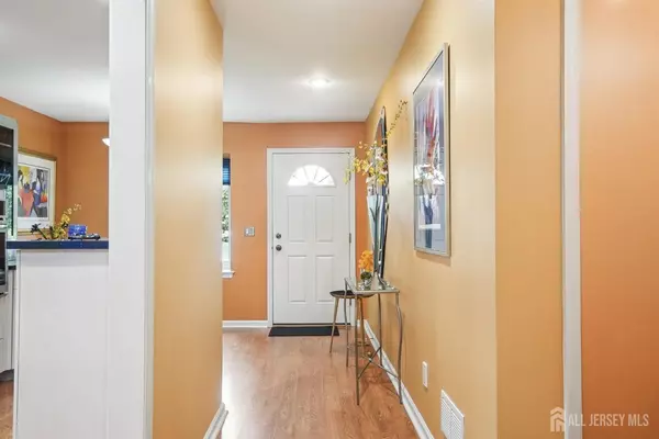Branchburg, NJ 08853,764 Vanessa LN