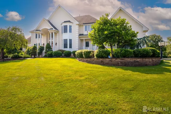 Plainsboro, NJ 08536,19 Meadowlark DR