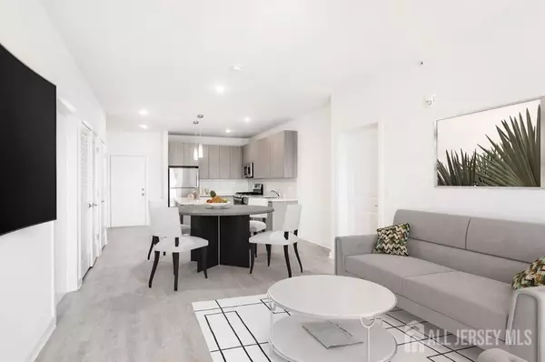 175 QUINCY CT #B317, Hopelawn, NJ 08861