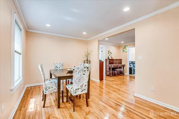 South Plainfield, NJ 07080,1160 S 9th ST