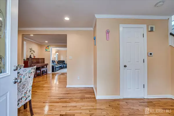 South Plainfield, NJ 07080,1160 S 9th ST