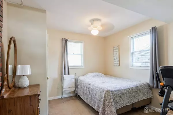 Middletown, NJ 07758,637 Bray AVE