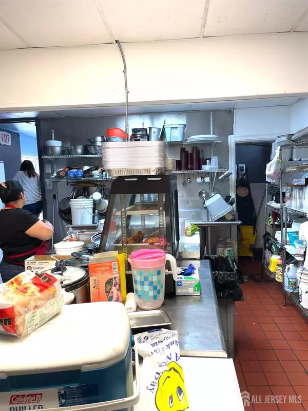 Atlantic City, NJ 08401,2801 Arctic AVE