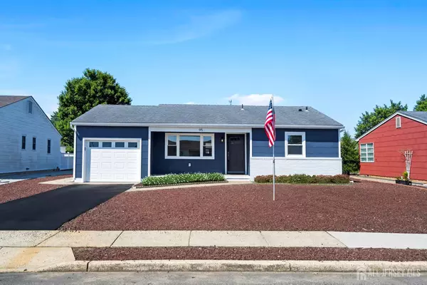 95 Carlisle RD, Toms River, NJ 08757