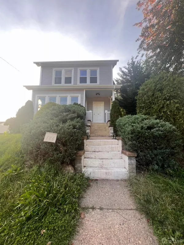 186 Old RD, Sewaren, NJ 07077