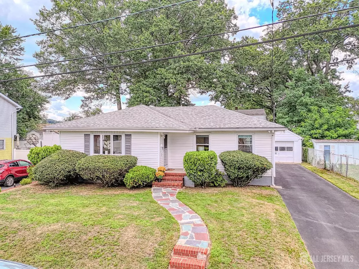 Fords, NJ 08863,22 Mystic ST