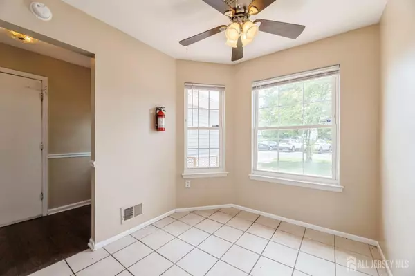 Howell, NJ 07228,7 Sloop SQ