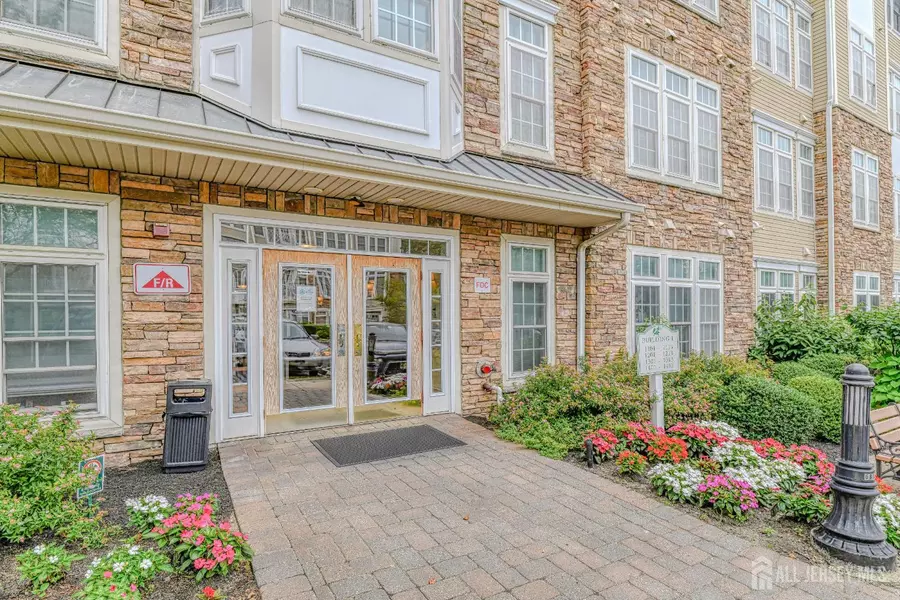 1209 Cedar Village BLVD, East Brunswick, NJ 08816