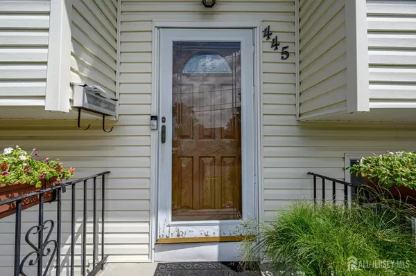 Avenel, NJ 07001,445 Prospect AVE