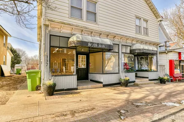 Sayreville, NJ 08872,137 Main ST #139