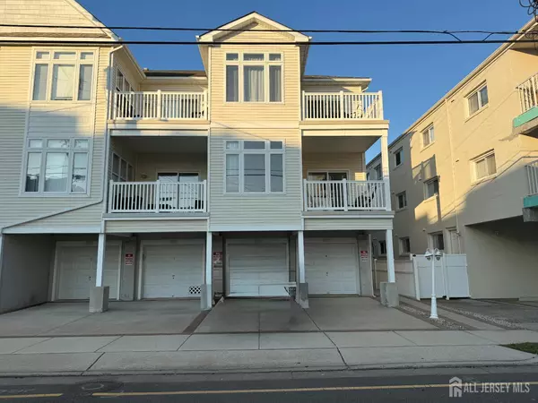 Wildwood, NJ 08260,229 E Pine AVE #103