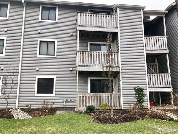 Plainsboro, NJ 08536,5013 Ravens Crest DR