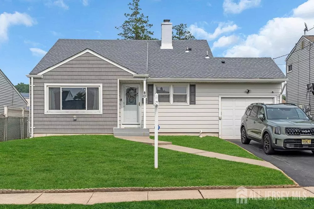 Colonia, NJ 07067,40 McKinley AVE