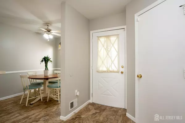 South Brunswick, NJ 08852,91 Heather CT