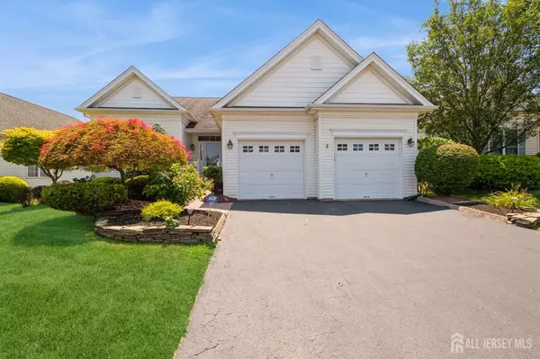 9 Glen Eagles WAY, Monroe, NJ 08831
