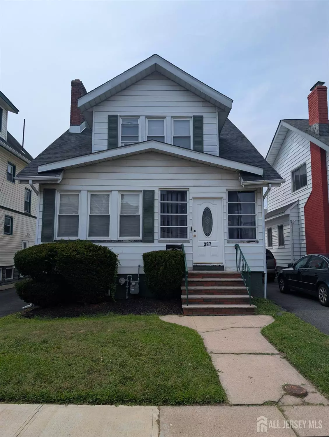 East Orange, NJ 07017,337 N Maple AVE N