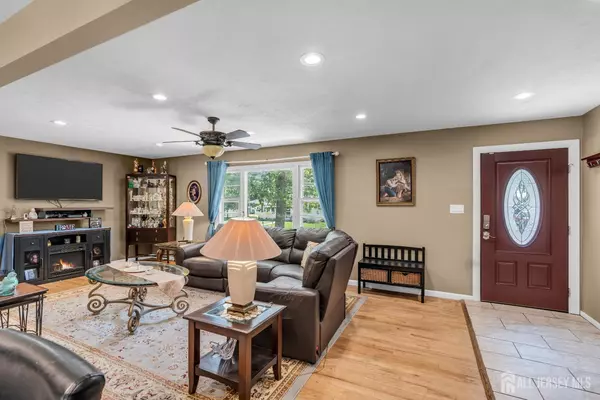 Monroe, NJ 08831,35 Ashmall AVE