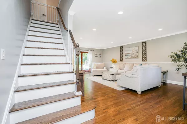 Old Bridge, NJ 08857,3 hyannis DR