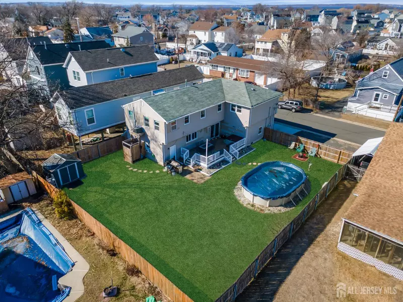 318 Bayview AVE, Union Beach, NJ 07735