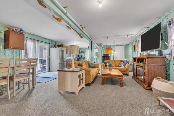 Union Beach, NJ 07735,318 Bayview AVE