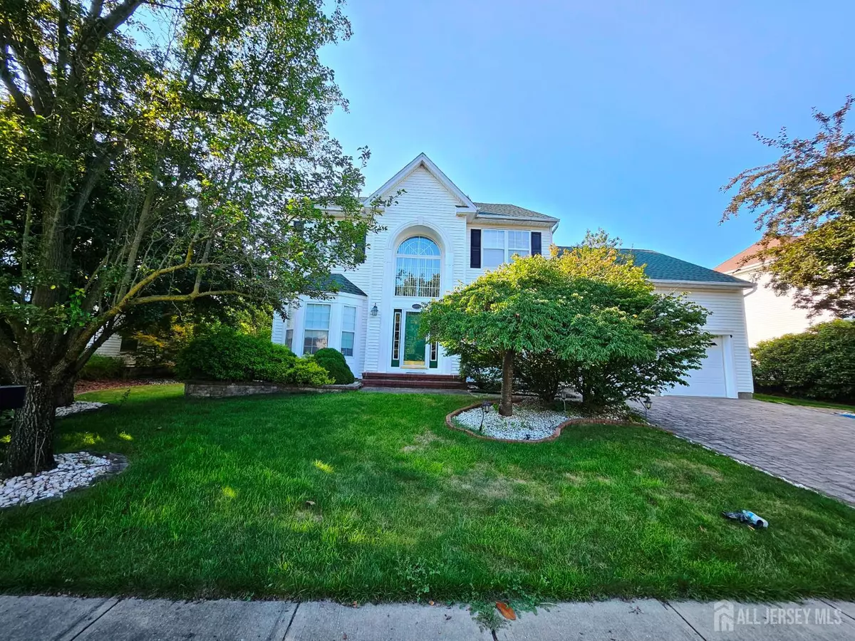 Spotswood, NJ 08884,18 SAMANTHA WAY