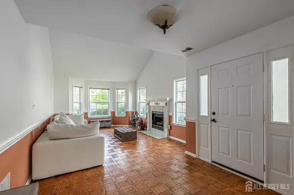Piscataway, NJ 08864,328 Lunar RD
