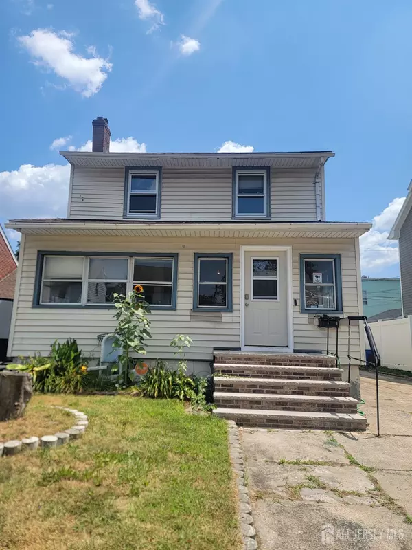 102 N 16th ST N, Bloomfield, NJ 07003