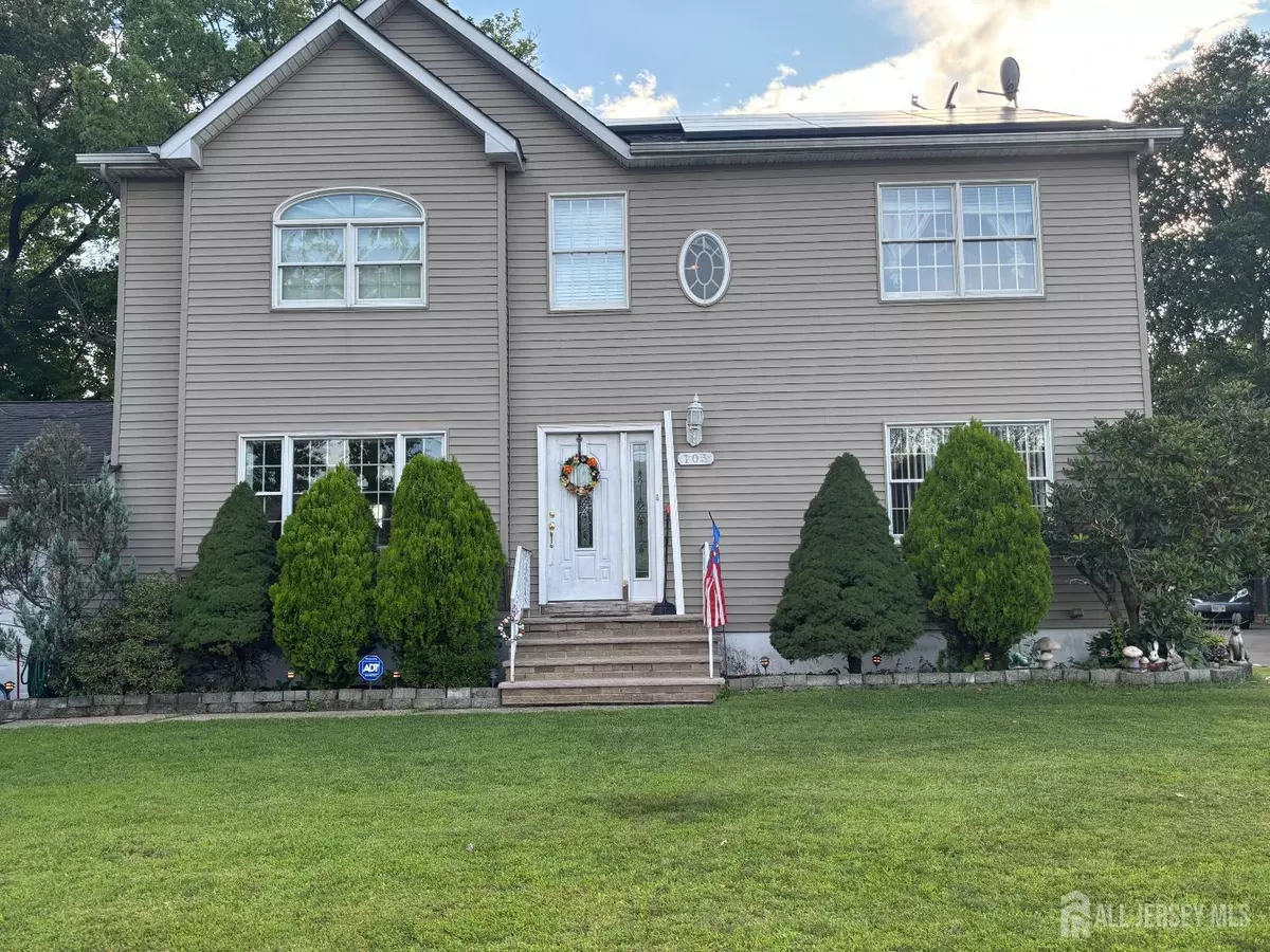 Edison, NJ 08837,105 Howard AVE