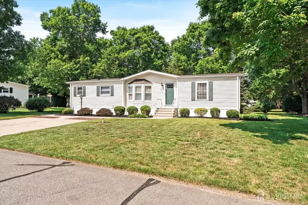 3 copperfield DR, Plumsted, NJ 08514
