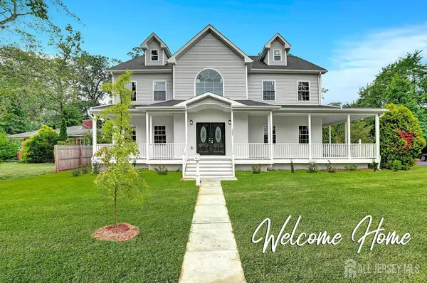 303 Grove AVE, Metuchen, NJ 08840