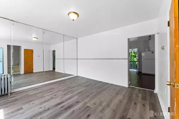 New Brunswick, NJ 08901,73 Remsen AVE