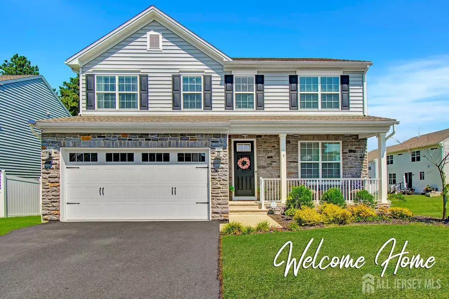 9 Lobelia LN, Old Bridge, NJ 08857