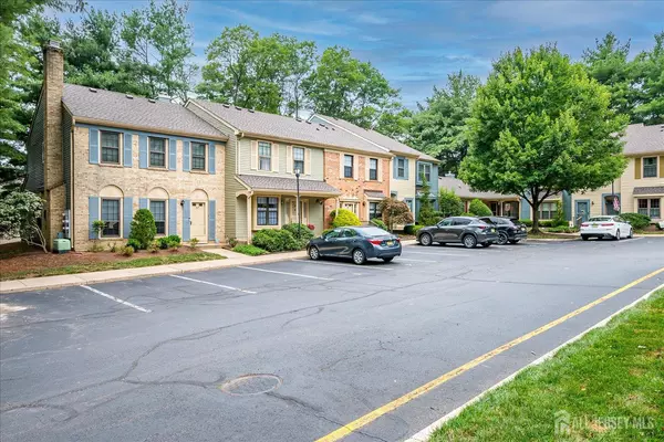 Matawan, NJ 07747,68 Bradford CT