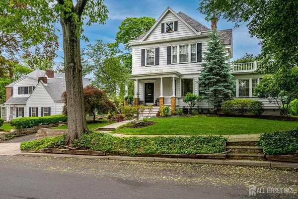 76 Spring ST, Metuchen, NJ 08840