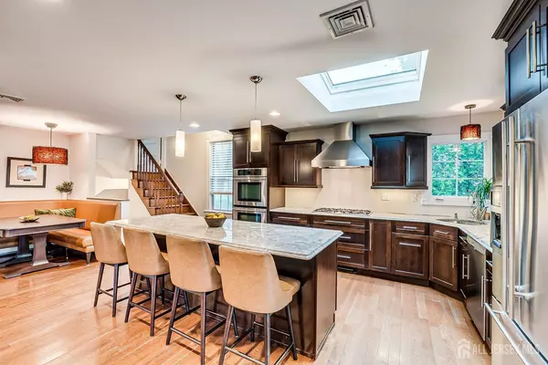 Metuchen, NJ 08840,76 Spring ST