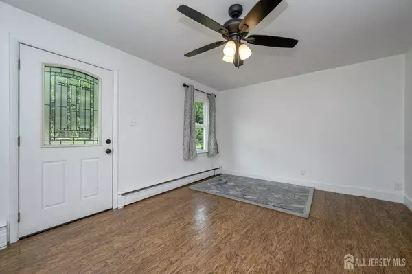Englishtown, NJ 07726,11 Weamaconk DR