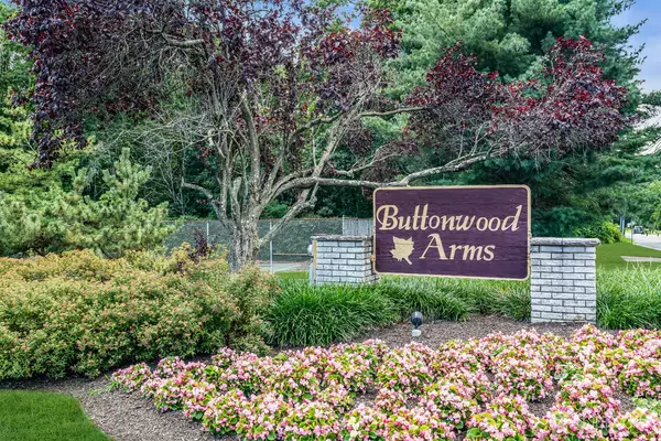 123 LEXINGTON CIR, Old Bridge, NJ 07747