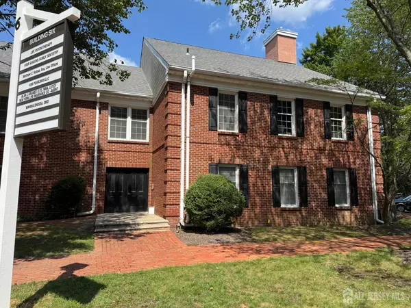 6 Auer CT #C, East Brunswick, NJ 08816