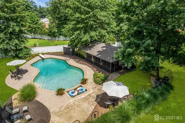 Piscataway, NJ 08854,221 Wyckoff AVE
