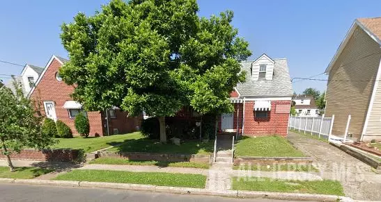 121 Dorothy ST, Carteret, NJ 07008