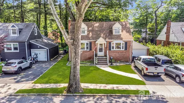 New Milford, NJ 07646,352 Birchwood RD