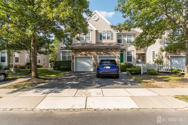South Brunswick, NJ 08810,1401 Yarrow CIR
