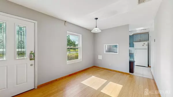South Brunswick, NJ 08824,73 Kendall RD
