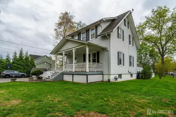 Piscataway, NJ 08854,1402 Glenwood DR