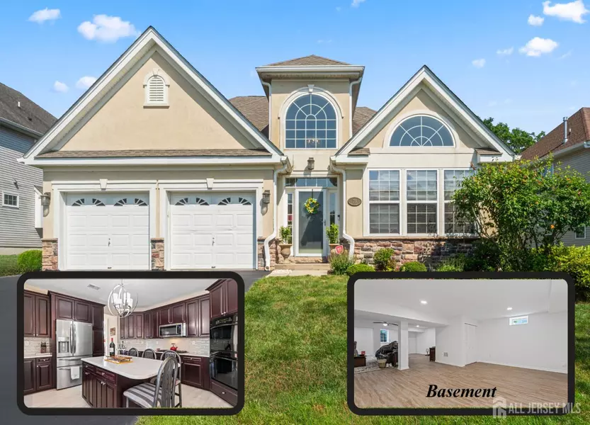 78 Honeysuckle DR, Stafford, NJ 08050