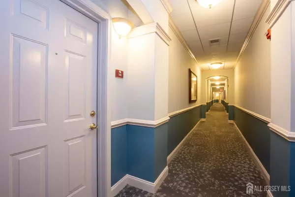 Plainsboro, NJ 08536,100 Middlesex BLVD #140