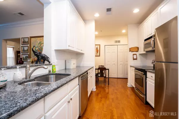 Plainsboro, NJ 08536,100 Middlesex BLVD #140