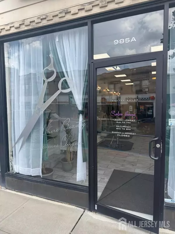 Union Twp, NJ 07652,985 Stuyvesant ST #A