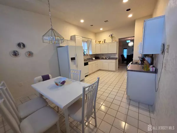 Monroe, NJ 08831,34 Stonewyck PL