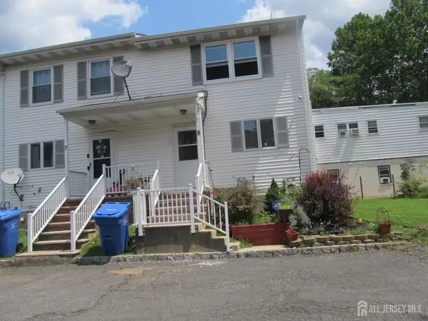 Dunellen, NJ 08812,741 Bound Brook RD #UNIT8